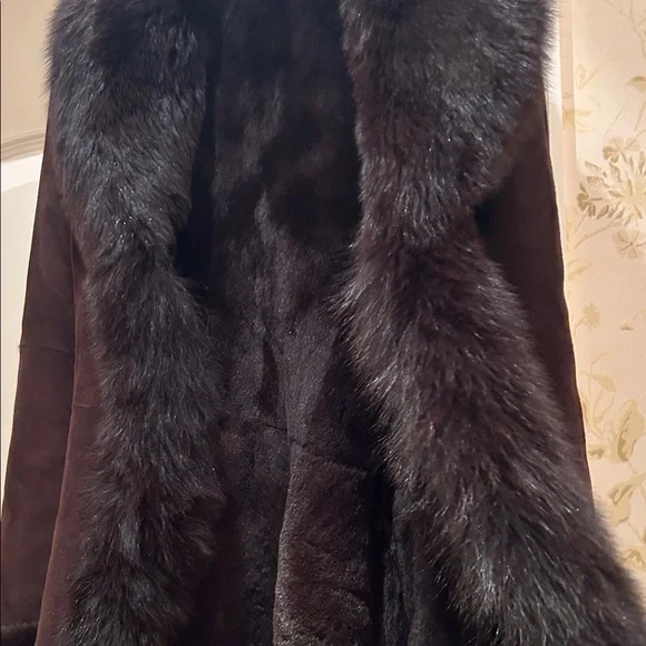 Women’s Dark Brown Suede Jacket with Plush Fur Trim.total fur lined size L - Picture 5 of 10